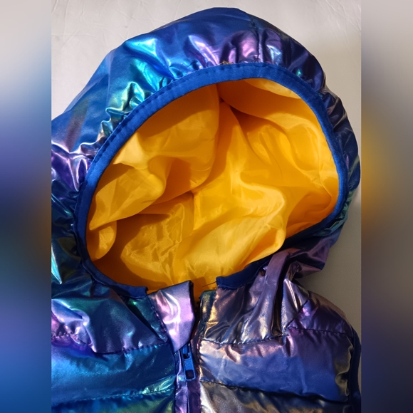 Kids Shiny Purple Metallic Vest Size Medium W/ Yellow Lining - Picture 2 of 4